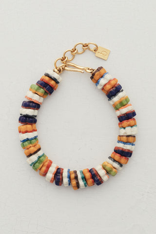 Sunset bracelet, a must-have piece for the coolest arm parties.